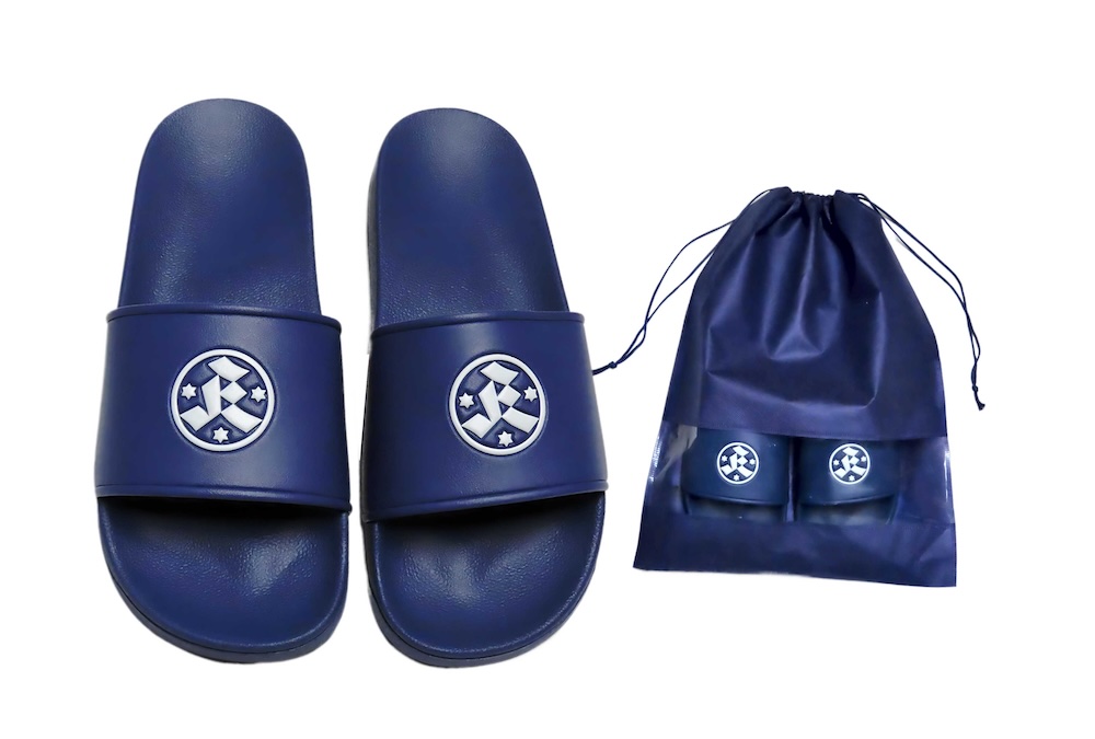 Badeschlappen „Logo“ blau